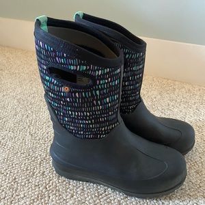 Bogs boots size 5